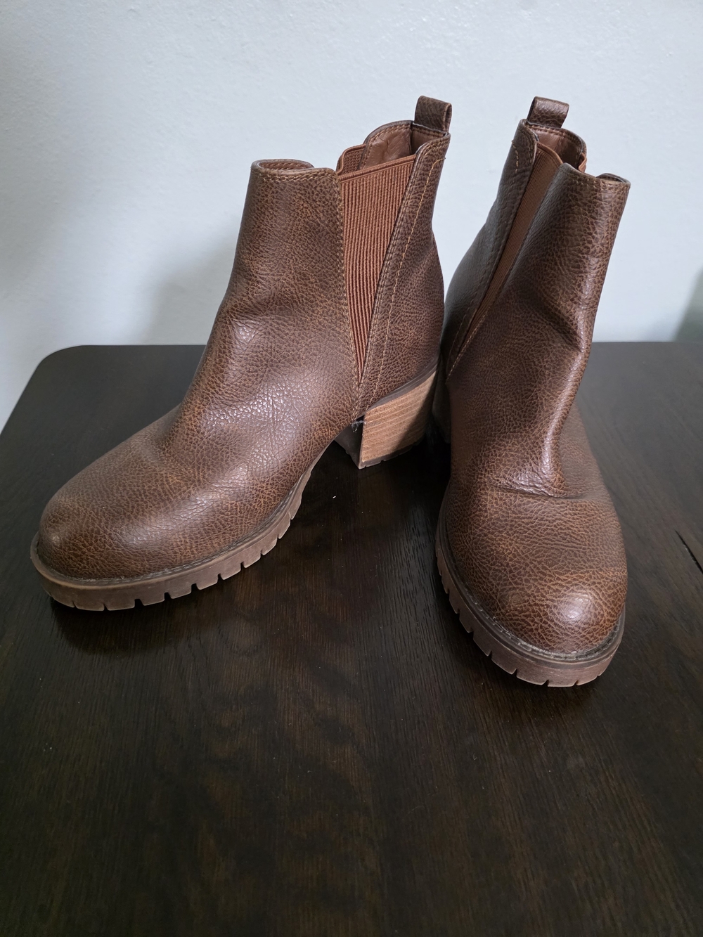 Brown Mia Women's Chelsea Ankle Boots - Classic Slip-On Style Size 8.5